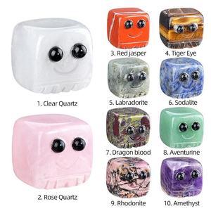 Vente en gros de pierres naturelles de guérison : Quartz rose, Agate, Artisanat en cristal, <span class=keywords><strong>Petite</strong></span> sculpture de fantôme carrée en améthyste pour décoration intérieure et cadeau - Product Image 5