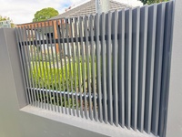 Clôture moderne en aluminium à lames verticales, panneaux de 6 pieds, écologiques, imperméables, pour jardins et chantiers