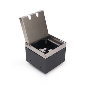 Caja de Conexiones para Conferencias Audiovisuales con Conexiones XLR, Multimedia y Tomacorrientes - Product Image 3