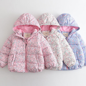Chaqueta Acolchada <span class=keywords><strong>de</strong></span> Algodón <span class=keywords><strong>para</strong></span> <span class=keywords><strong>Niñas</strong></span>, <span class=keywords><strong>Invierno</strong></span> 2025, Nueva, Estampado Floral Completo, con Capucha y Forro <span class=keywords><strong>de</strong></span> Terciopelo, Modelo 0828-02, Teñido en Prenda - Product Image 1