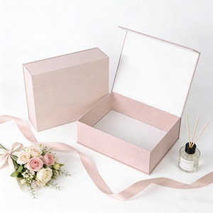 Boîte en forme de livre écologique avec fermeture magnétique et doublure en éponge, emballage de boîte cadeau pour bijoux - Product Image 1