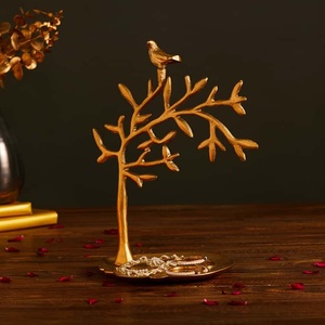 Figura de Reno Sentado, Estatua de Ciervo, Escultura de Animal, Reno Navideño para Hogar, Hotel, Restaurantes - Metal Moderno Hecho a Mano - Product Image 5