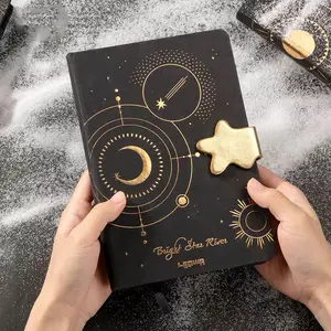 Design personalizado da lua preto caderno impresso diário