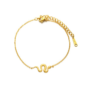 Mode <span class=keywords><strong>Serpent</strong></span> <span class=keywords><strong>Bracelet</strong></span> Minimaliste Mignon Animal 18k Or Chaîne En Acier Inoxydable <span class=keywords><strong>Serpent</strong></span> <span class=keywords><strong>Bracelet</strong></span> pour Femmes - Product Image 1