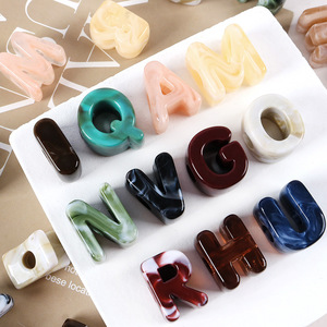 Wholesale English <b>Letter</b> Large Hole Macaron Acrylic Bead Mix Hand-strung Straight Hole Loose Beads Phone Chain Accessories - Product Image 4