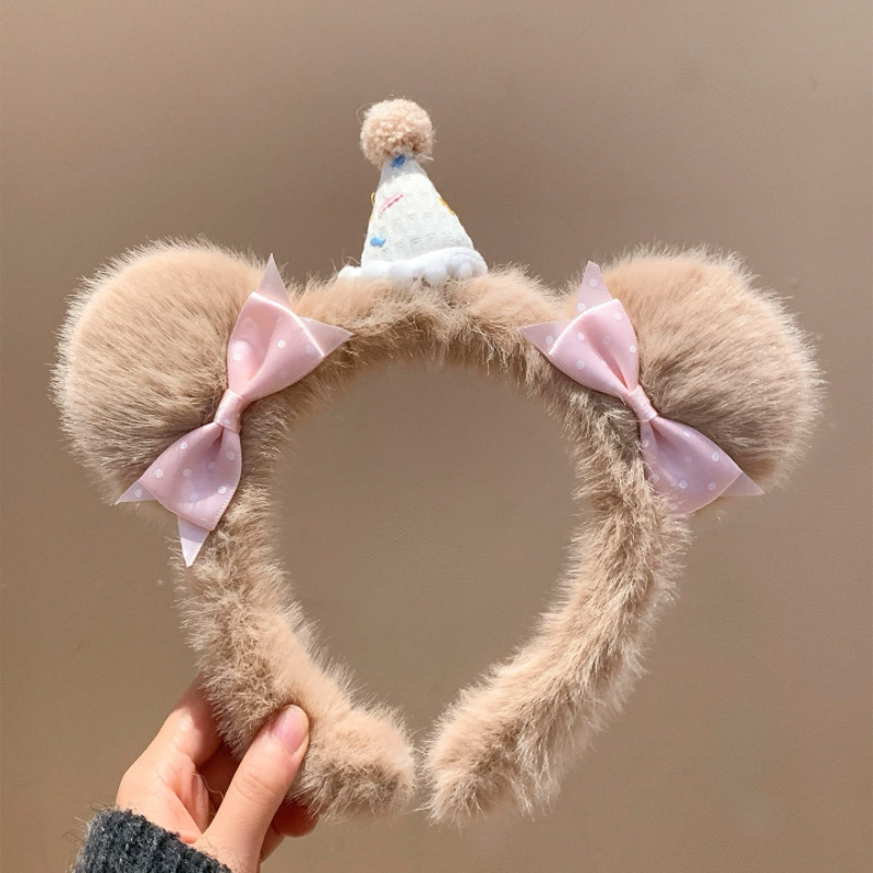 Pink wave dot knot bear