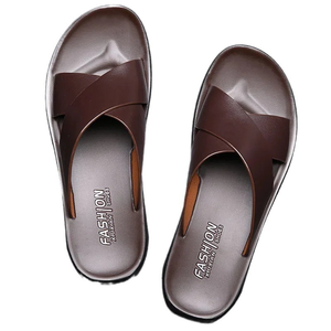 Summer New Outdoor Wear <b>Slippers</b> Leather Korean Version of the Trend Mens Sandals Non-slip <b>Flip</b>-<b>flops</b> Men's Beach Sandals - Product Image 1