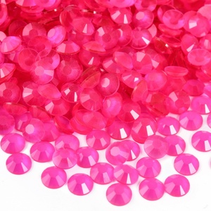 Strass en résine transparente lumineuse Oleeya Factory pour la décoration d'ongles et la création de bijoux DIY - Product Image 6