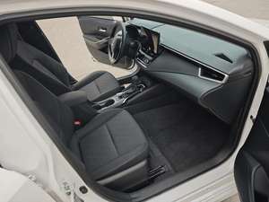 <span class=keywords><strong>Toyota</strong></span> <span class=keywords><strong>Corolla</strong></span> 2023 1.8L <span class=keywords><strong>Hybride</strong></span> E-CVT Édition Pioneer Berline d'occasion prête à l'exportation en gros avec un prix imbattable pour les acheteurs mondiaux - Product Image 2