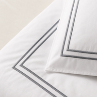 Ensemble de literie 3 pièces brodé double ligne : Housse de couette et taies d'oreiller – Textile de maison moderne pour chambre à coucher