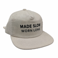 Casquette en velours côtelé personnalisée, style Dad Hat, 5 panneaux, non structurée, visière incurvée, brodée, casquette de baseball, vente en gros, fabricant OEM ODM