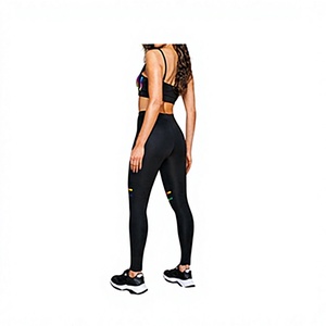 Ensemble de sport 2 pièces pour femme ASAP Apparels Co. : Soutien-gorge de sport dos nageur et Legging taille haute sans couture - Tenue de sport en Spandex/Polyester pour le Yoga - Product Image 1