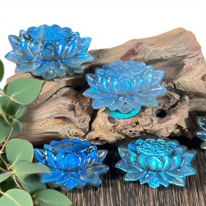 All'ingrosso intagliato a mano blu Flash Labradorite artigianato di cristallo di loto-modelli di fiori incisi per decorazioni per la casa e regalo - Product Image 1
