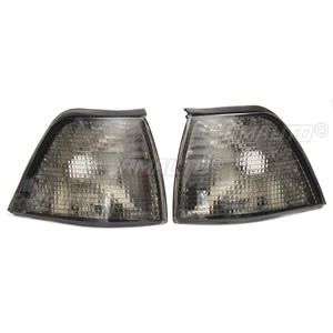 Luces Intermitentes de Esquina Izquierda y Derecha para Automóvil con Lente de 4 Colores para Serie 3 E36 4DR 1992-1998 63138353279/63138353280 - Product Image 6