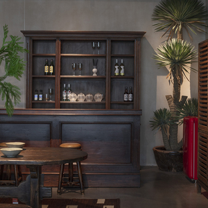 Mueble de Almacenamiento de Madera Maciza Estilo Rústico Francés y Sueco, Diseño Personalizado Wabi Sabi, Ecológico y Duradero, para Hogar, Hotel o Cafetería - Product Image 1