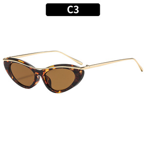 Occhiali da Sole in Policarbonato con Effetto Occhio di Gatto, Design Unico Punk, Personalizzabili e Confortevoli - Product Image 3