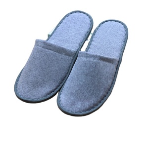 Durable en utilisation bonne réputation pas cher prix réglable inhabituel réparable anti-rétractable pantoufles supérieures pour hôtel compagnie aérienne - Product Image 4