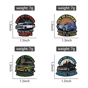 Entra perdente, stiamo tornando indietro nel tempo spille da Film di fantascienza con distintivo di risvolto regalo di gioielli per amici - Product Image 6