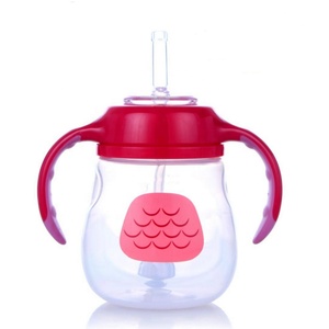 Nuevos productos de alimentación para bebés 210ml/7oz <span class=keywords><strong>3</strong></span> en 1 botella de leche de plástico con dibujos animados para bebés PP <span class=keywords><strong>Biberon</strong></span> sin BPA al por mayor - Product Image 4