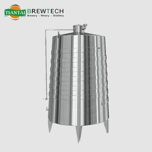 Tanques de Fermentación de Vino Pequeños de Acero Inoxidable con Camisas de Enfriamiento y Manómetros - Product Image 1