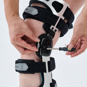 دعامة ركبة تقويمية وظيفية قابلة للتعديل بمفصل، لعلاج التهاب المفاصل المتقدم (Osteoarthritis) ودعم الأربطة الصليبية الأمامية والخلفية (ACL و PCL)، ومناسبة للاستخدام بعد الجراحة. - Product Image 6