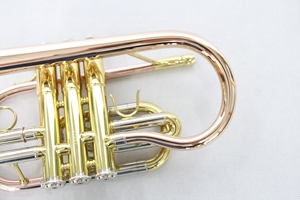 <span class=keywords><strong>Cornet</strong></span> en laiton plat doré laqué pour joueur, instrument de musique avec étui de <span class=keywords><strong>cornet</strong></span> de qualité et prix abordable, disponible à la vente (OEM) - Product Image 3