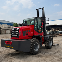Bester Preis Geländestapler 4x4 Diesel-Gabelstapler 5000kg 5 Tonnen Geländegabelstapler zum Verkauf