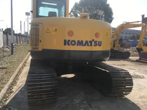 Excavatrice sur chenilles Komatsu Pc138US-8 Jaune Hydraulique pour travaux de construction 13 tonnes - Product Image 5