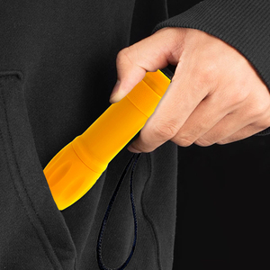 Biểu Tượng Tùy Chỉnh Siêu Sáng Có Thể Thay Thế Pin 9LED Mini LED Đèn Pin Đêm Công Cụ Khẩn Cấp Xách Tay Túi Nhỏ Torch - Product Image 3