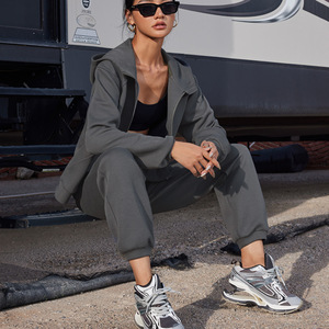 2025 Set di Leggings sportivi da <span class=keywords><strong>donna</strong></span> in puro colore <span class=keywords><strong>con</strong></span> <span class=keywords><strong>cappuccio</strong></span> a maniche lunghe - Product Image 4