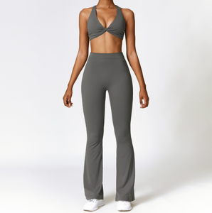 Produttore Professionale di Marchi Privati: Set di Leggings Yoga Modellanti e Reggiseni Sportivi Sexy con Spalline per Donna - Product Image 6