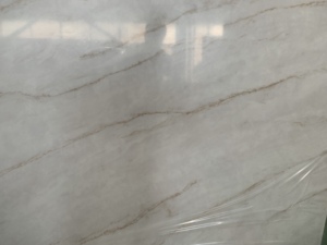 Dalle de quartz artificiel Calacatta Golden Cloud, aspect marbre moderne, pour comptoir et panneau mural, idéale pour l'intérieur d'hôtel - Product Image 4