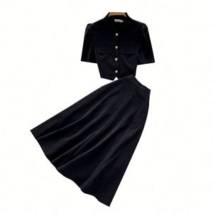 Conjunto de Falda Midi y Top de Manga Corta Tejido Digital Liso para Mujer - Elegante Conjunto de 2 Piezas Transpirable y Ecológico al por Mayor - Product Image 5