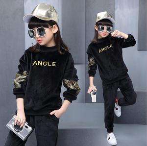 Ropa Infantil al por Mayor, Conjuntos de Dos Piezas de Terciopelo Dorado con Bordado de Águila para Niños y Niñas, Otoño - Product Image 4