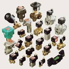 Électrovanne 3/2 voies à haut débit série 327, filetage NPT 1/4 pouce, bobine 115V AC 10-12W pour air, gaz inertes et lumière - Product Image 2