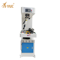 Machine automatique hydraulique monoposte pour la pose de semelles sur chaussures de sport