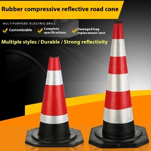 Cônes de route en caoutchouc de dérivation à grande vitesse barrages routiers réfléchissants Piers d'isolation pour l'avertissement de trafic de glace de sécurité de construction routière - Product Image 4