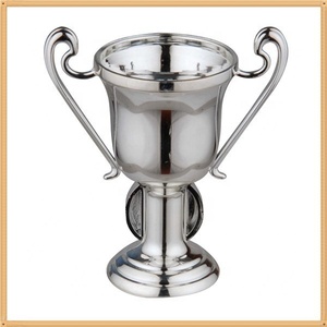 Nuevas medallas y <span class=keywords><strong>trofeos</strong></span> deportivos al por mayor, piezas de plástico para ganadores - Product Image 2