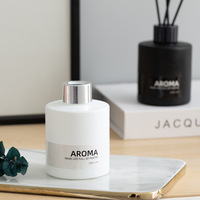 Désodorisant d'ambiance artisanal sans alcool pour chambre d'hôtel, cylindrique noir et blanc, aux huiles essentielles, longue durée (30-60 jours)