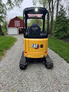 Excavatrice sur chenilles d'occasion de 1 tonne de haute qualité CAT301.7 à vendre - Product Image 4