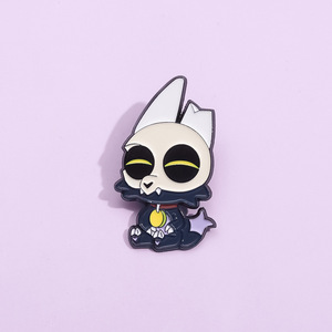 Simpatico gufo reale casa in smalto in metallo cartone animato spilla distintivo con risvolto per accessori di gioielli o regalo di natale - Product Image 3