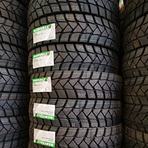 Pneu de camion radial chinois MARVEMAX en gros, 315/80R22.5 295/80R22.5 12R22.5, pour camion de transport - Product Image 1