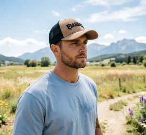 Casquette de baseball personnalisée vintage brodée, marron et noire, en maille, avec patch 3D, réglable, style snapback, pour le sport - Product Image 6