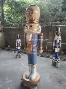 Décoration de <span class=keywords><strong>soldat</strong></span> de Noël en fibre de verre de 6 pieds grand casse-noisette de Noël - Product Image 2