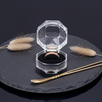 Boîte à bijoux transparente en acrylique avec fermeture à boucle, boîte à bagues et boîte de rangement pour cristaux - Cadeau de la Saint-Valentin de la marque Tengji
