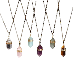 JD GEMS Collar con Colgante de Columna Hexagonal de Cristal y Diamantes de Imitación, Chapado en Oro, Moderno, para Sanación Energética y Aniversario - Product Image 4