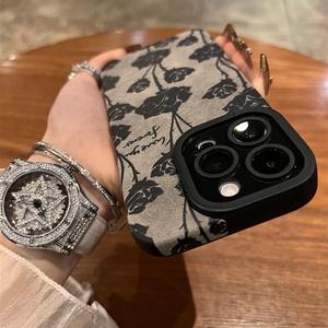 <span class=keywords><strong>Cover</strong></span> per <span class=keywords><strong>iPhone</strong></span> di Tendenza con Design Rosa <span class=keywords><strong>Nera</strong></span> per <span class=keywords><strong>iPhone</strong></span> 16 15 17 <span class=keywords><strong>Pro</strong></span> Max 14 <span class=keywords><strong>13</strong></span> 12 11 XS XR, Custodia Antiurto Semplice e Colorata Argento - Product Image 5