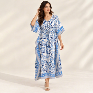 Robe Kaftan Bohème Imprimée Bleue et Blanche pour Femme, Bordure Florale, Coupe Ample, Col en V, 100% Coton Respirant, Maxi de Vacances - Product Image 1
