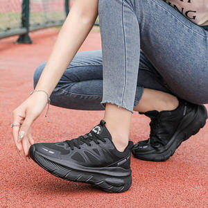 Nuevos zapatos de correr casuales para hombres y mujeres, malla transpirable, suela gruesa, zapatos deportivos para parejas que absorben los golpes - Product Image 6