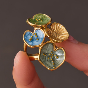 Anillo de Hoja de Loto Chapado en Oro de 18K Resistente al Deslustre para Mujer, con Resina Epoxi Colorida, Acero Inoxidable 316L, Joyería de Moda - Product Image 5